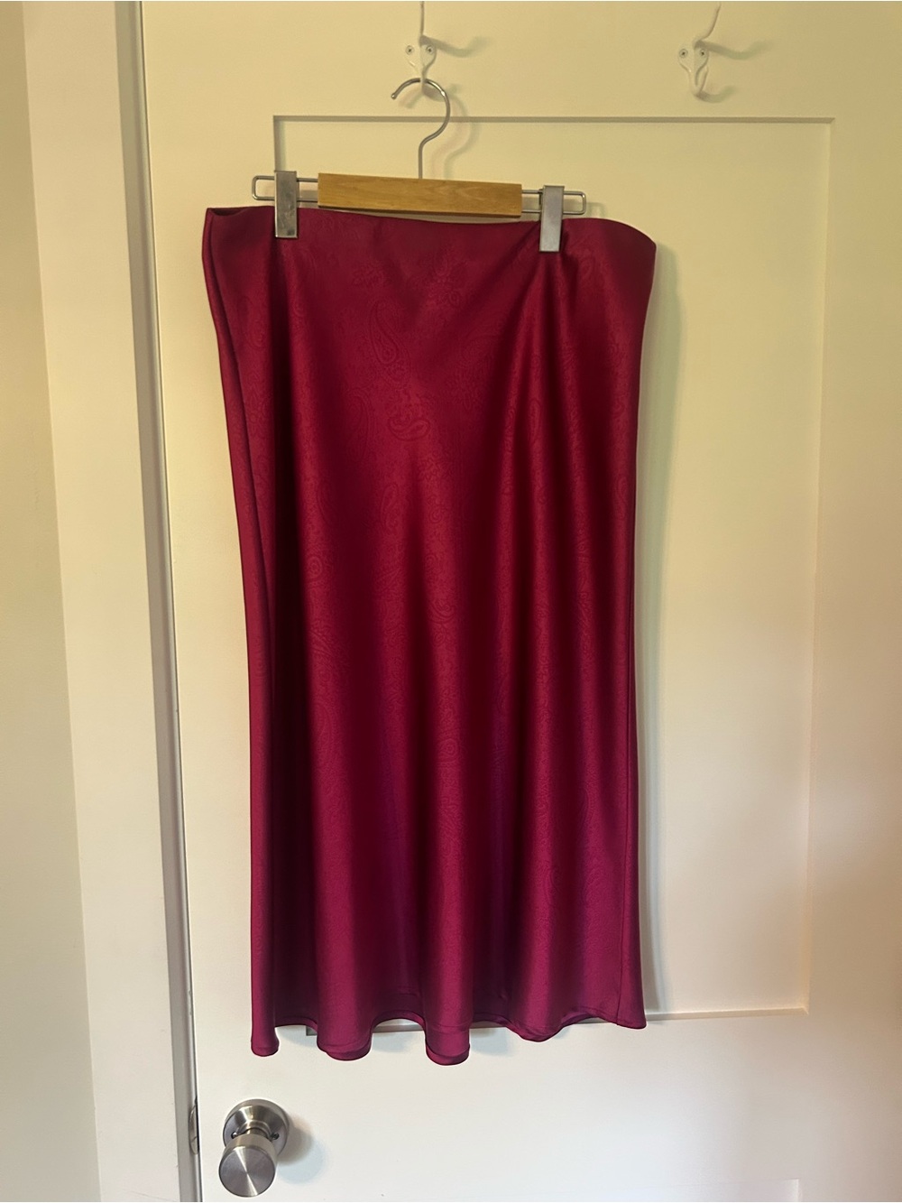 Women’s Midi Slip Skirt in Deep Magenta
